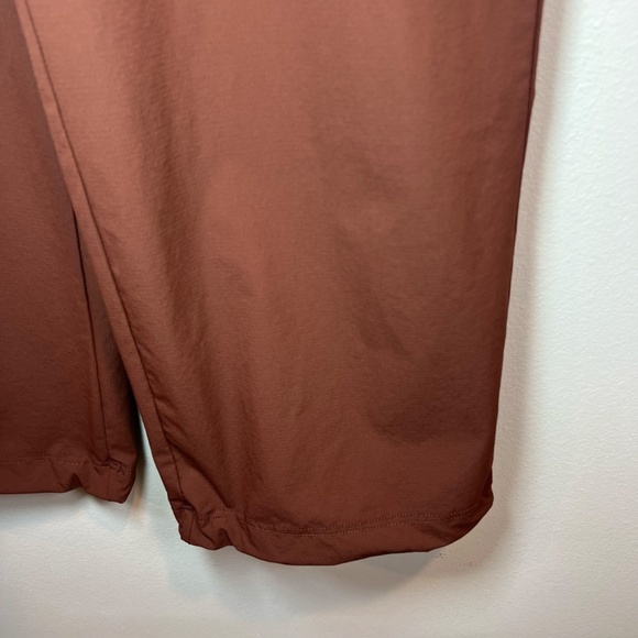 Fabletics Women’s Heights Cargo Pants Sepia Brown Baggy Wide Hiking Trail Medium - Picture 6 of 15